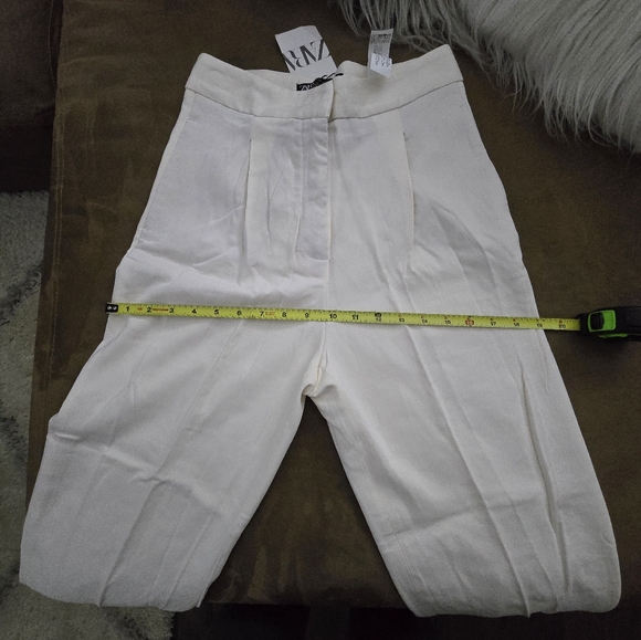 Zara Cream Pleated Trousers - Picture 9 of 11